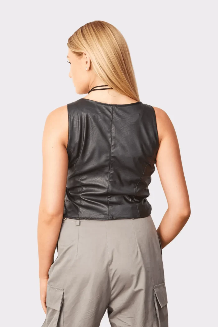 Jade Bustier - Image 4