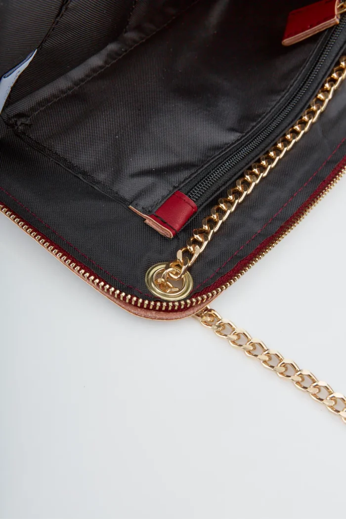 Chain Clutch Burgundy - Image 5
