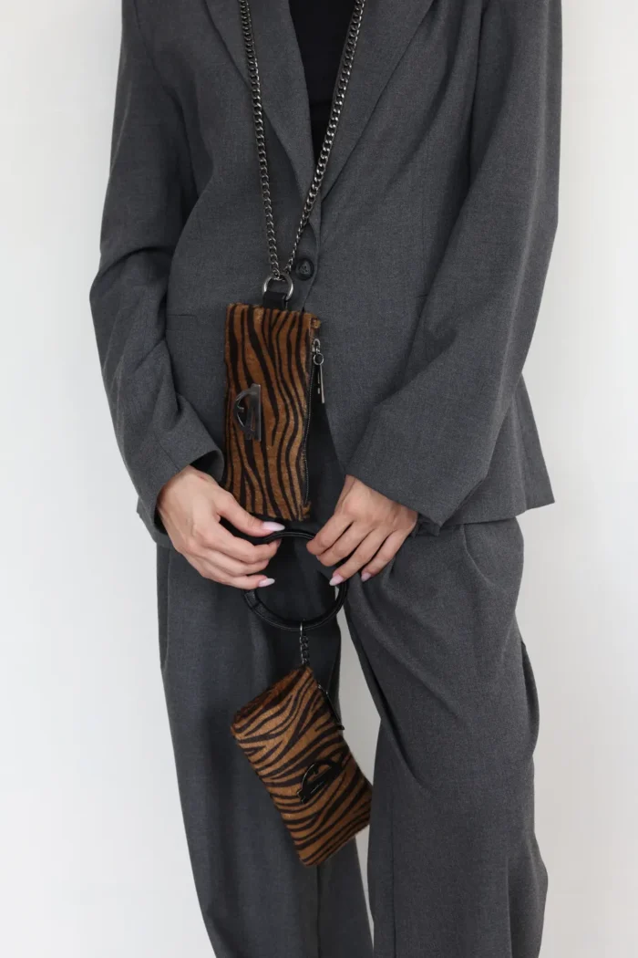 Chain Phone Wallet Zebra Brown - Image 4