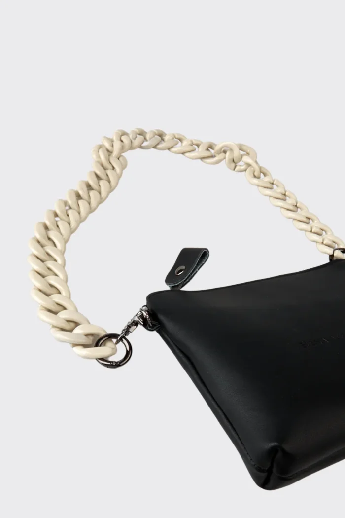 Chain Pouch Bag Black - Image 6