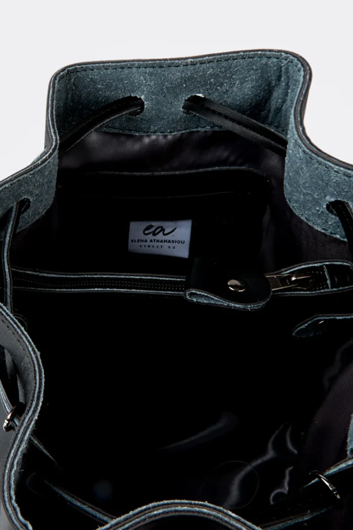 Chain Pouch Bag Black - Image 8