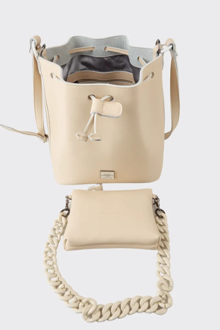 Chain Pouch Bag Creme - Image 5