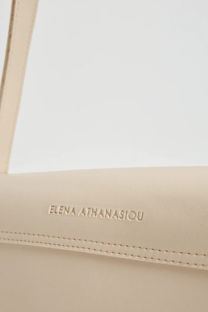 In The Island Crossbody XL Creme - Image 6