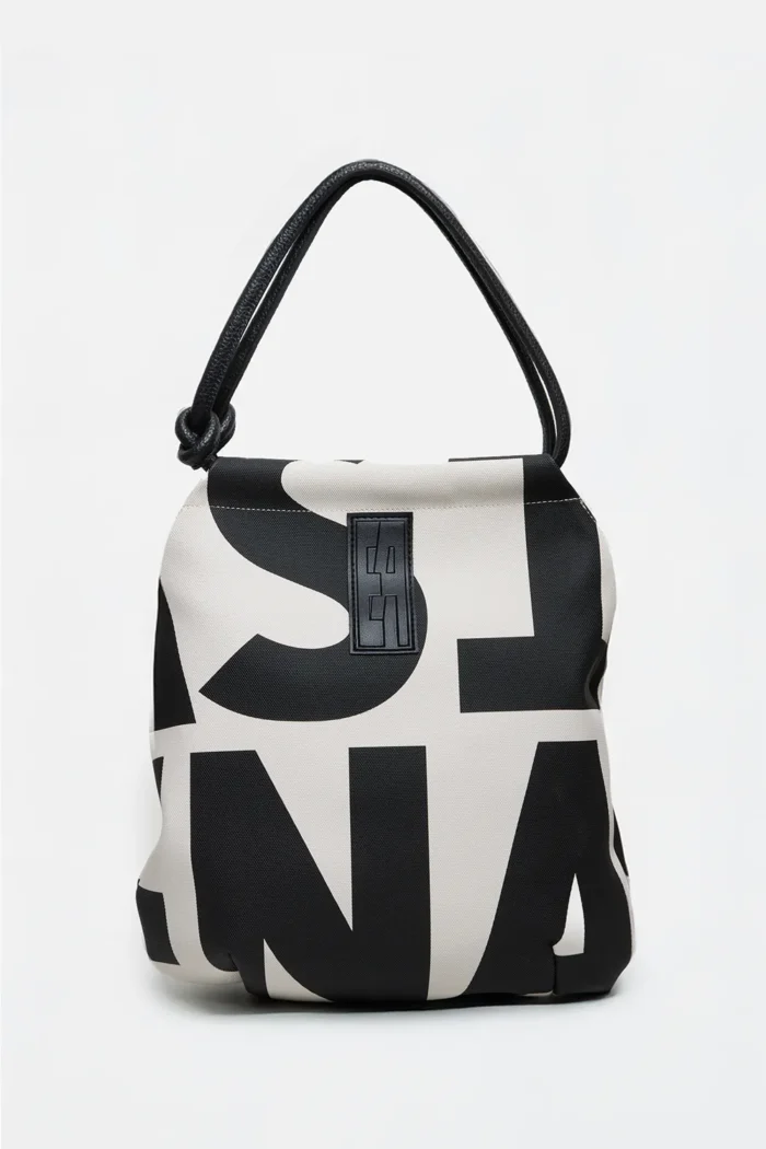FW25-BAGS-PRODUCT-102_result-1.webp In The Name Shoulderbag EA Logo - Image 1