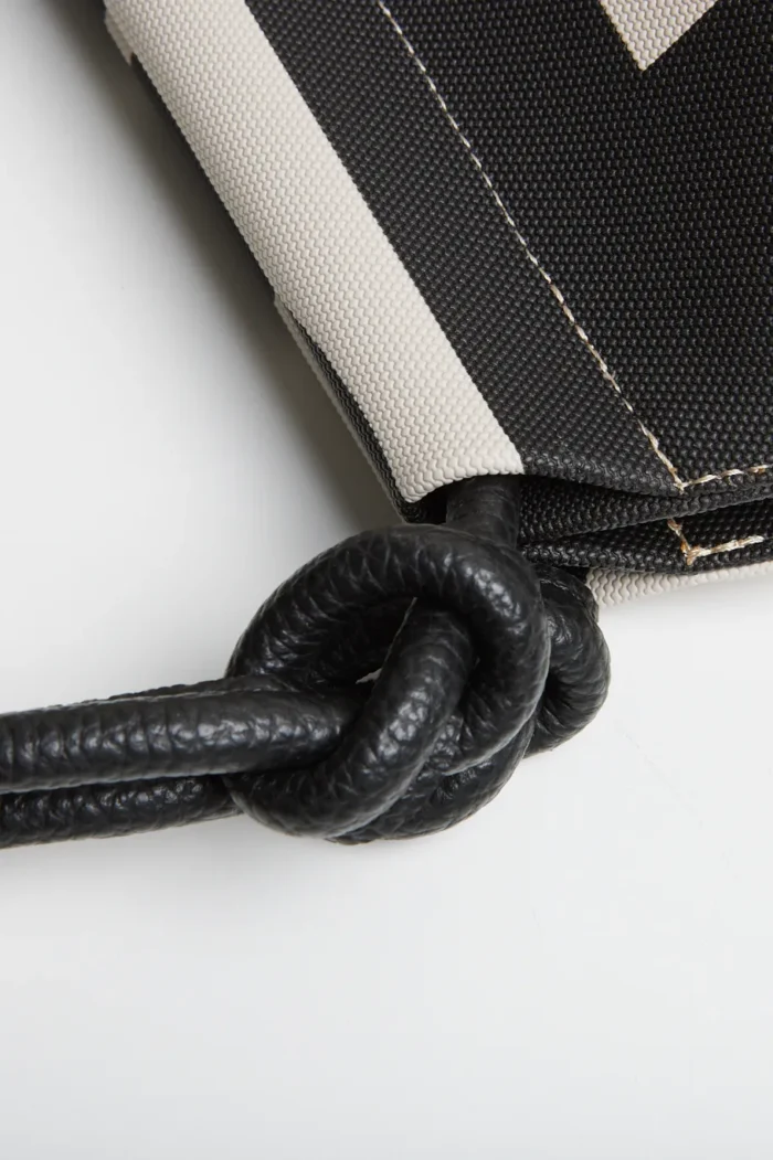 In The Name Ea Logo Τσάντα Ώμου Μπεζ Small - Image 5