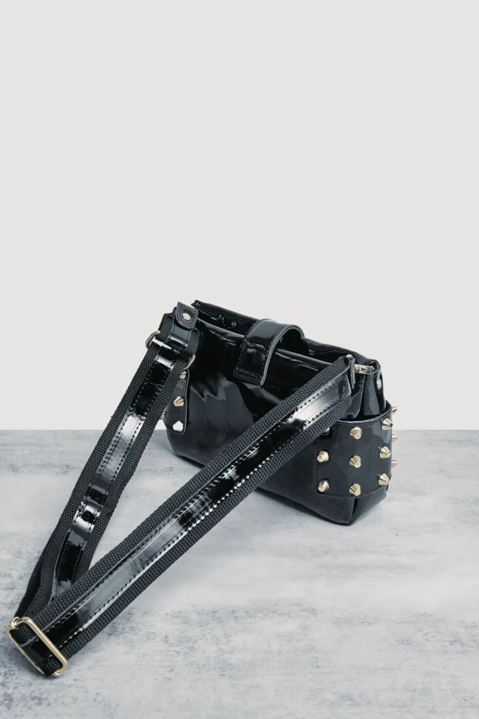 City Lady Vinyl Clutch Bags Black Gold - Image 3