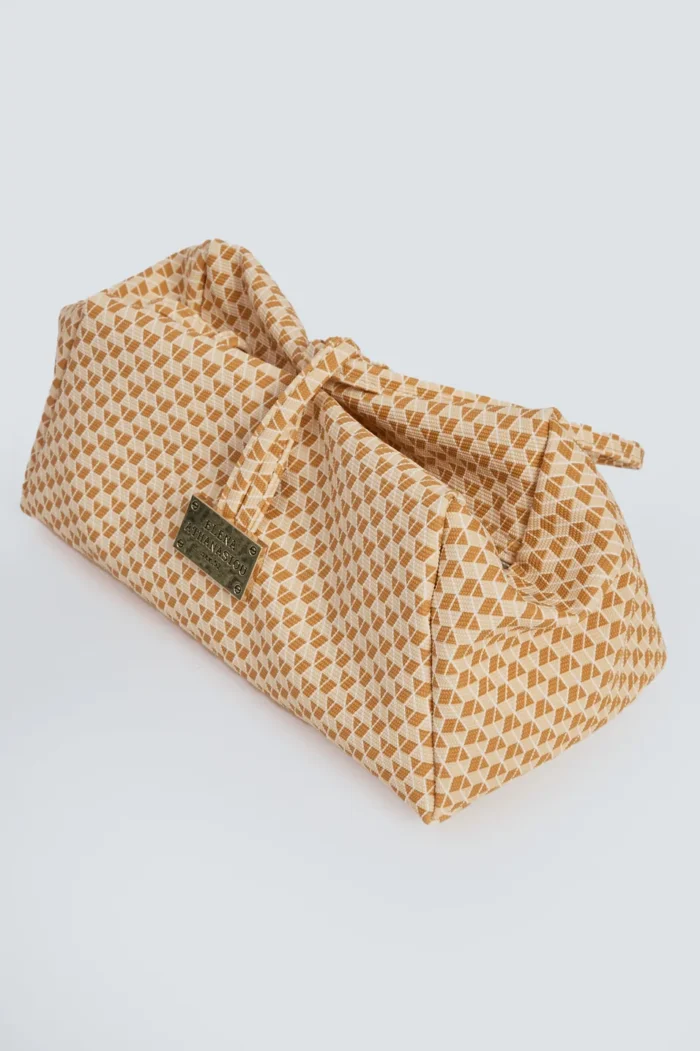 Cube Lunchbag Yellow - Image 3