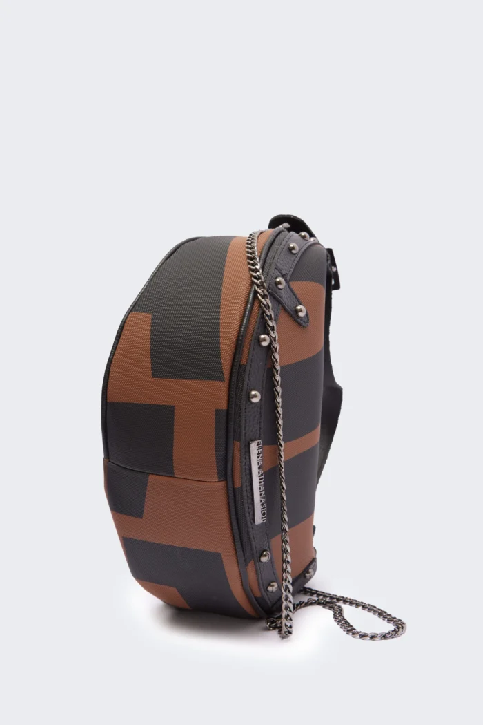 Hype Vegan Ea Logo Baguette Bag Καφέ - Image 3