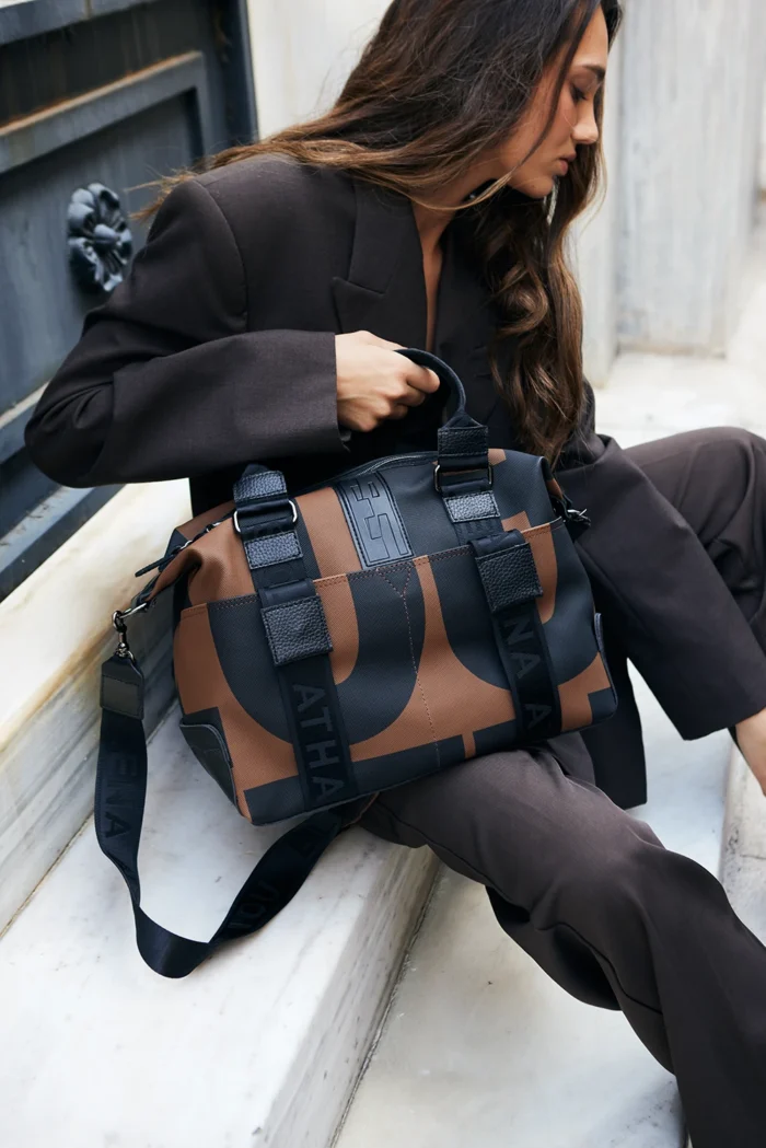 Hype Weekend Ea Logo Τσάντα Χειρος Καφέ Small - Image 3