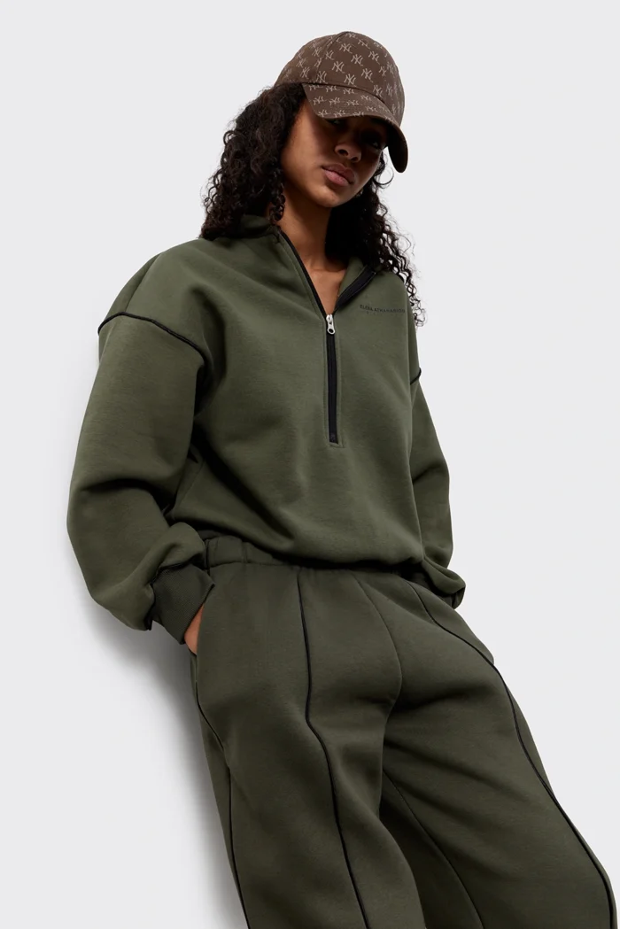 Essential Hoodie Apparel Χακι - Image 2